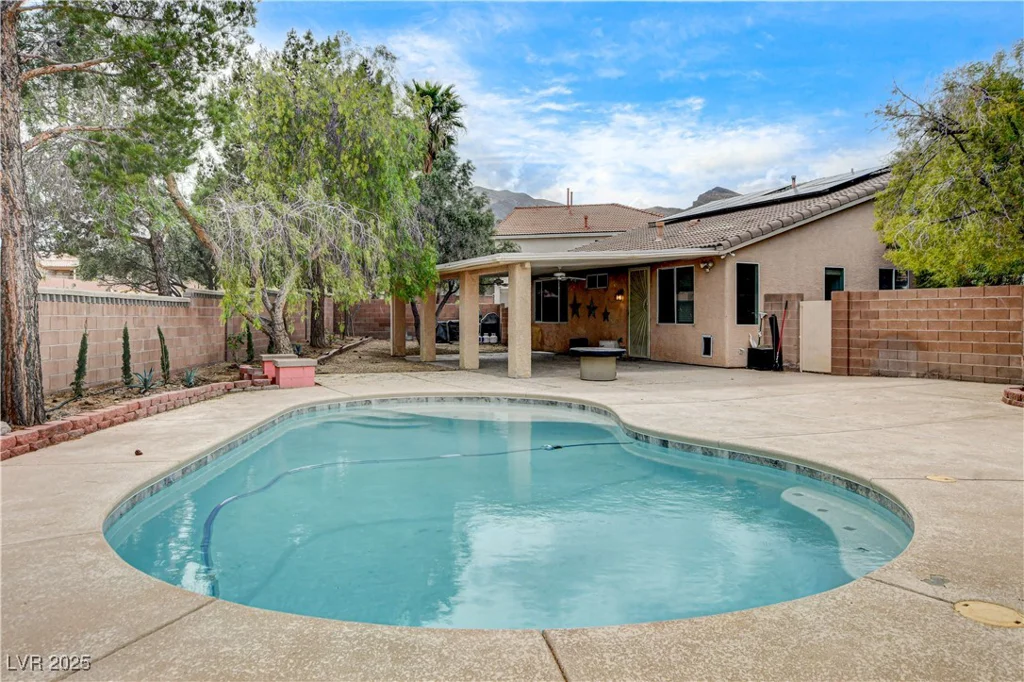 3200 Ridgecliff, Las Vegas, NV 89129