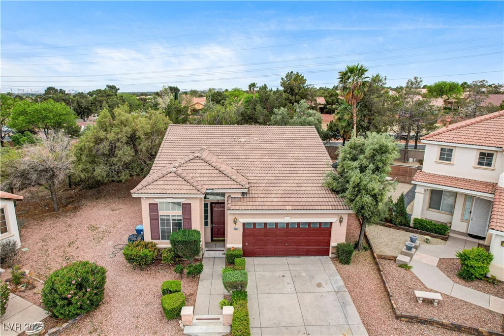 3200 Ridgecliff, Las Vegas, NV 89129