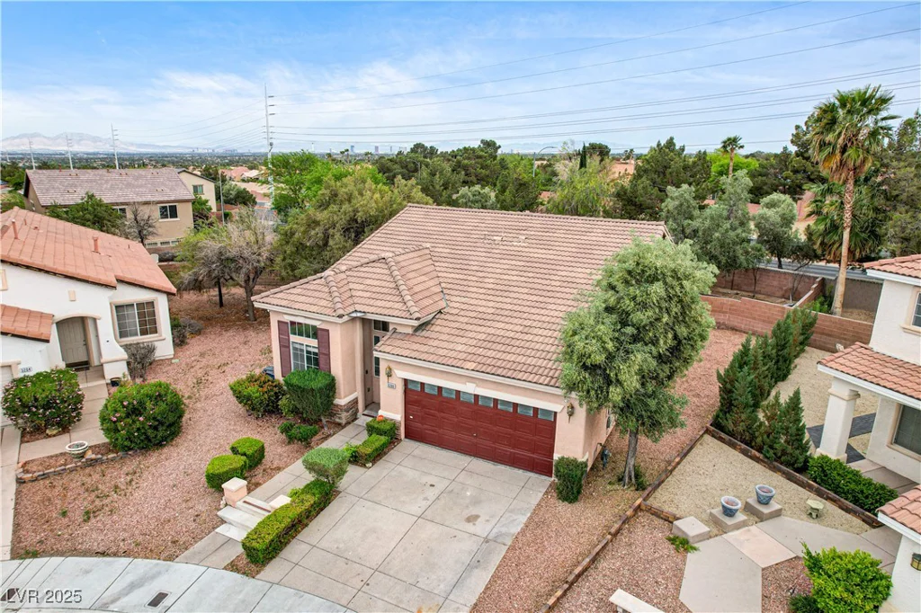 3200 Ridgecliff, Las Vegas, NV 89129