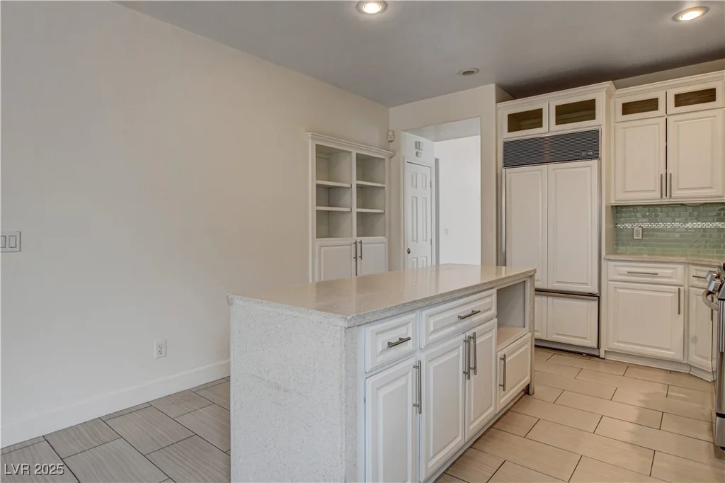 3200 Ridgecliff, Las Vegas, NV 89129