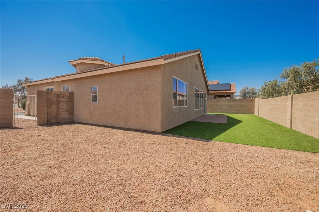 909 Trinity Pond, Henderson, NV 89002