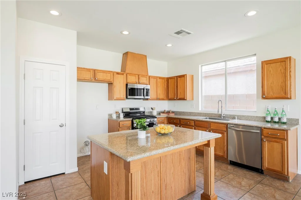 909 Trinity Pond, Henderson, NV 89002