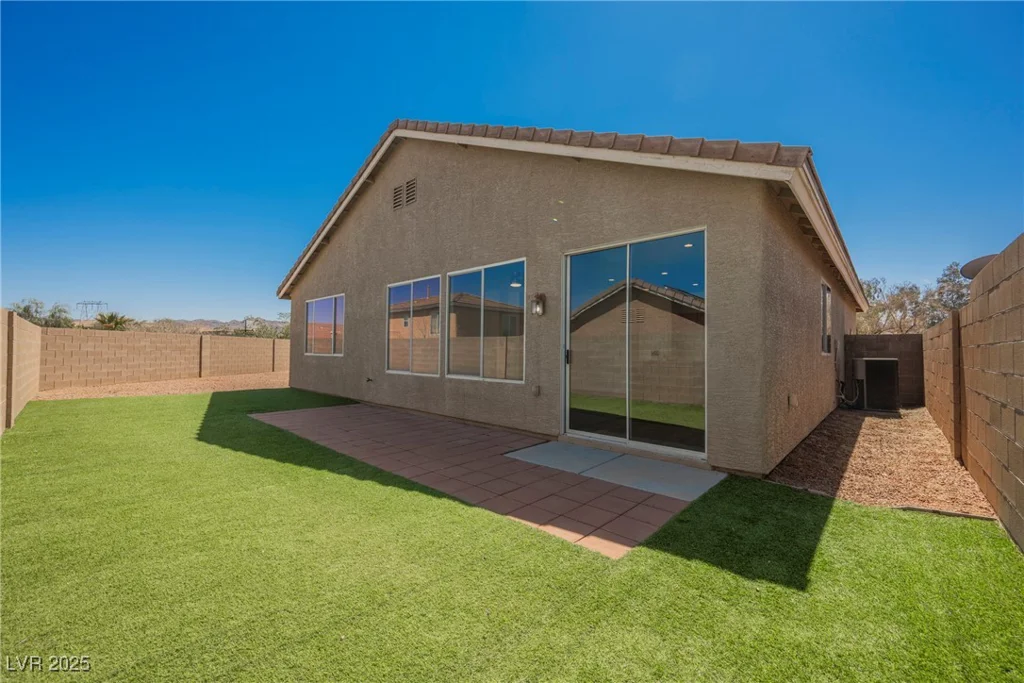 909 Trinity Pond, Henderson, NV 89002