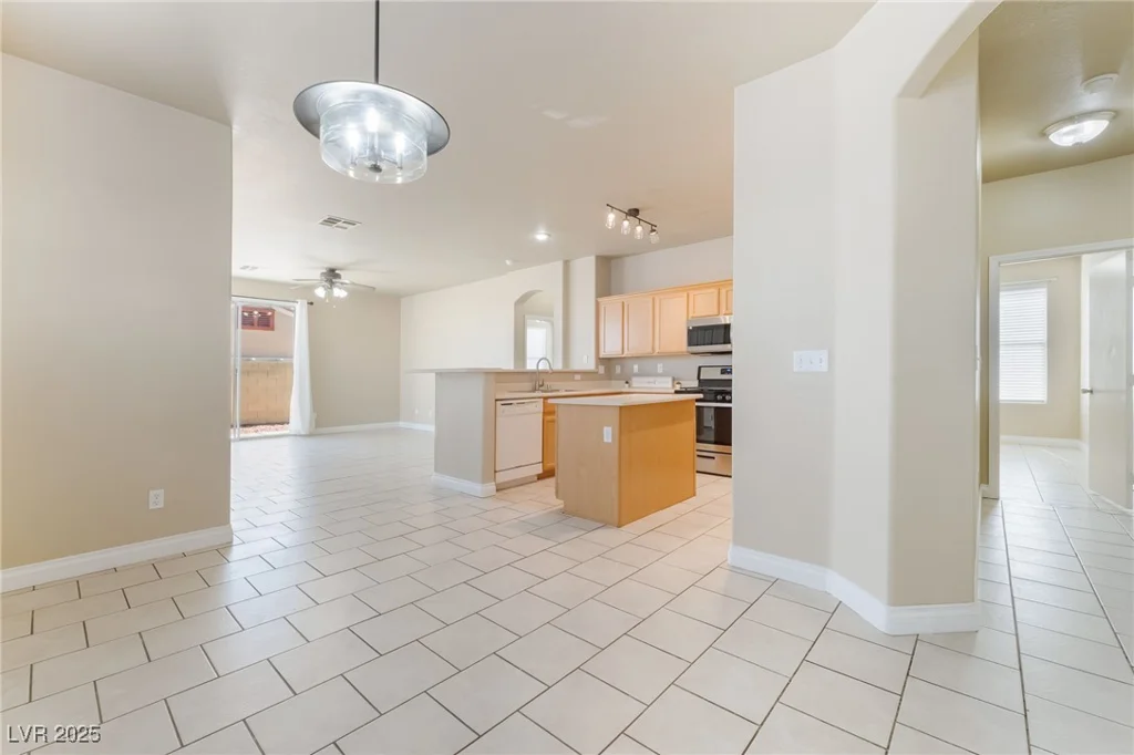 5031 Droubay, Las Vegas, NV 89122