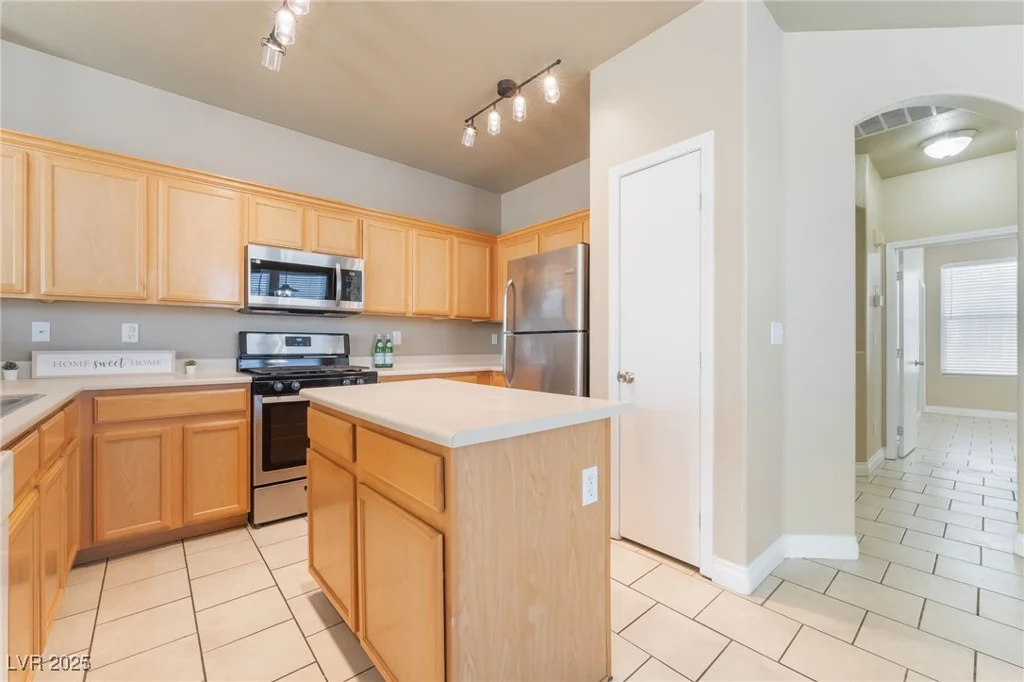 5031 Droubay, Las Vegas, NV 89122