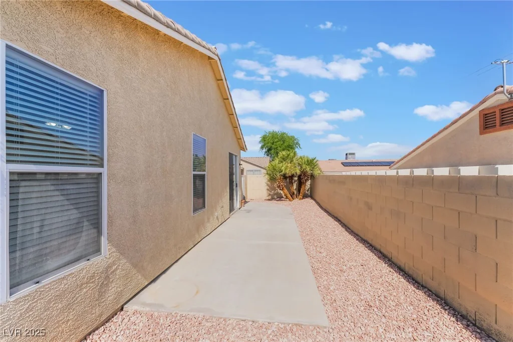 5031 Droubay, Las Vegas, NV 89122