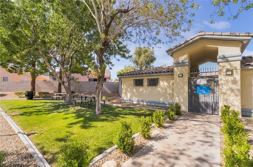 5031 Droubay, Las Vegas, NV 89122
