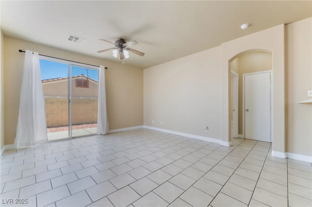 5031 Droubay, Las Vegas, NV 89122