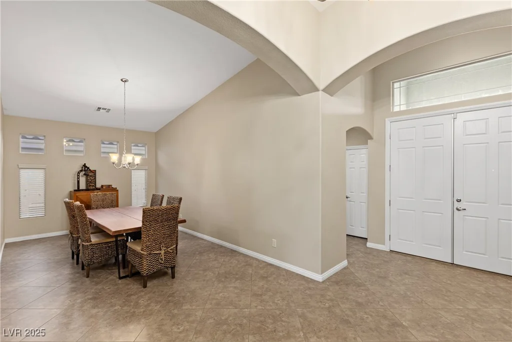 6413 White Tiger, Las Vegas, NV 89130