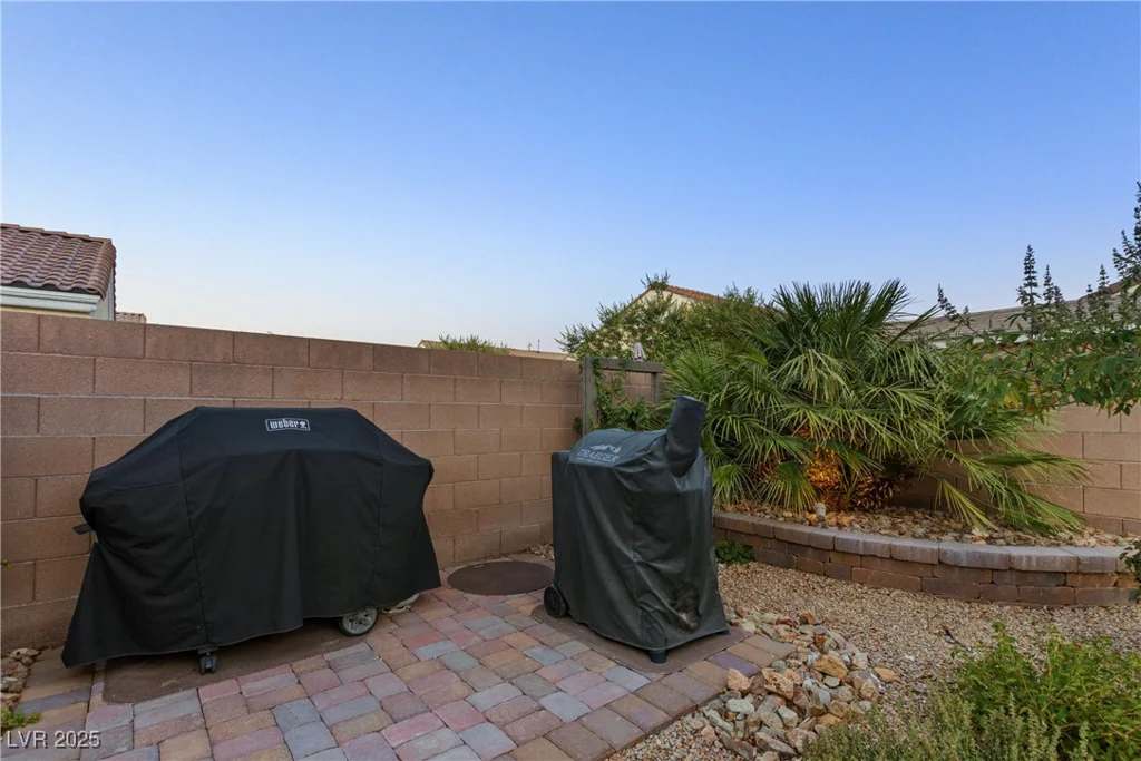 6413 White Tiger, Las Vegas, NV 89130