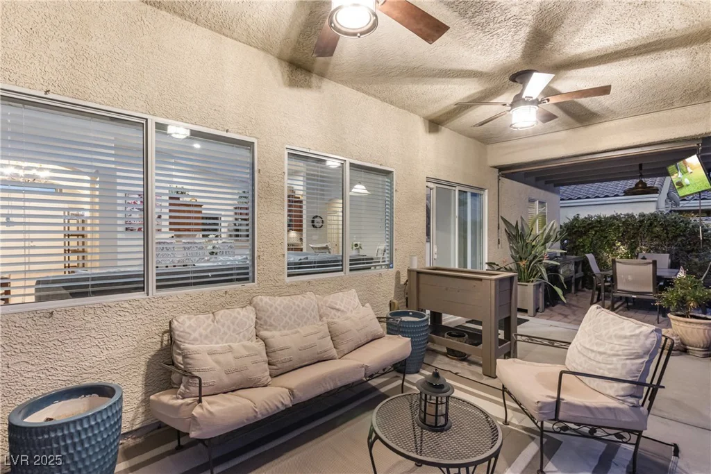 6413 White Tiger, Las Vegas, NV 89130