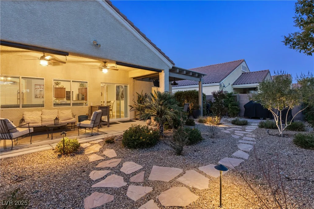 6413 White Tiger, Las Vegas, NV 89130