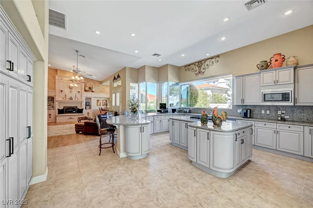4936 Mountain Foliage, Las Vegas, NV 89148