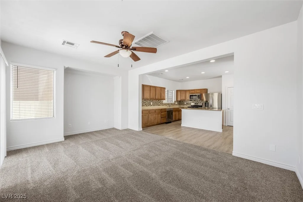 9146 Grand Sunburst, Las Vegas, NV 89149