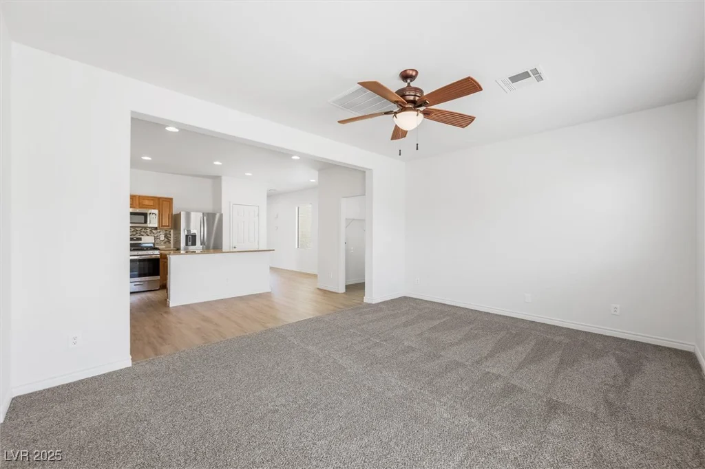 9146 Grand Sunburst, Las Vegas, NV 89149