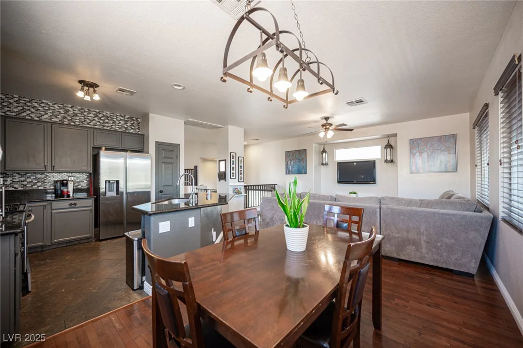 7021 Salt Marsh, Las Vegas, NV 89148