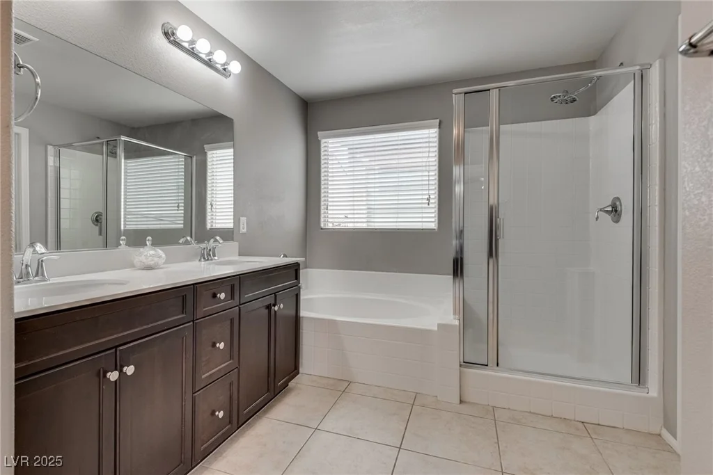 7559 Chimney Point, Las Vegas, NV 89166