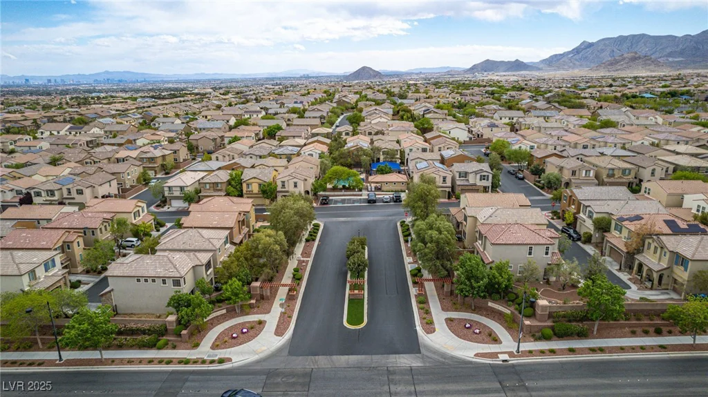 7559 Chimney Point, Las Vegas, NV 89166