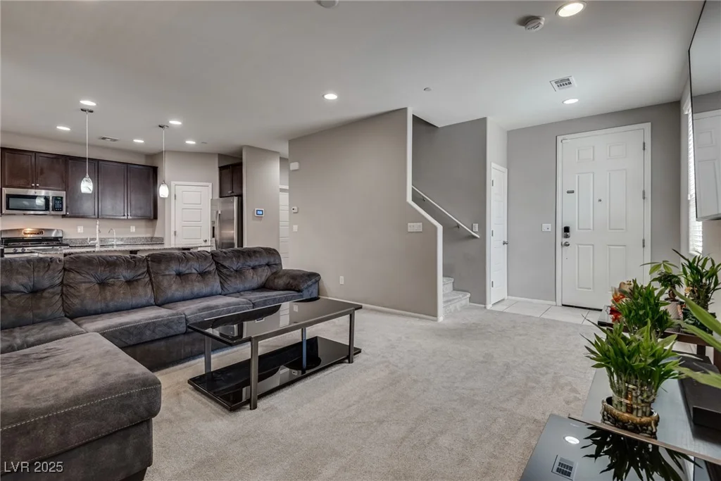 7559 Chimney Point, Las Vegas, NV 89166