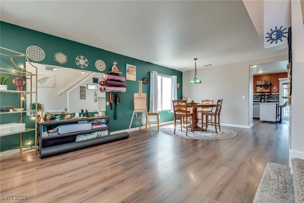 1048 Menands, Las Vegas, NV 89123