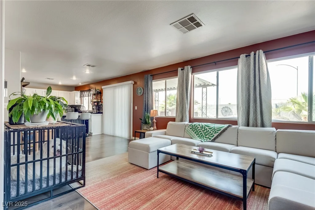 1048 Menands, Las Vegas, NV 89123