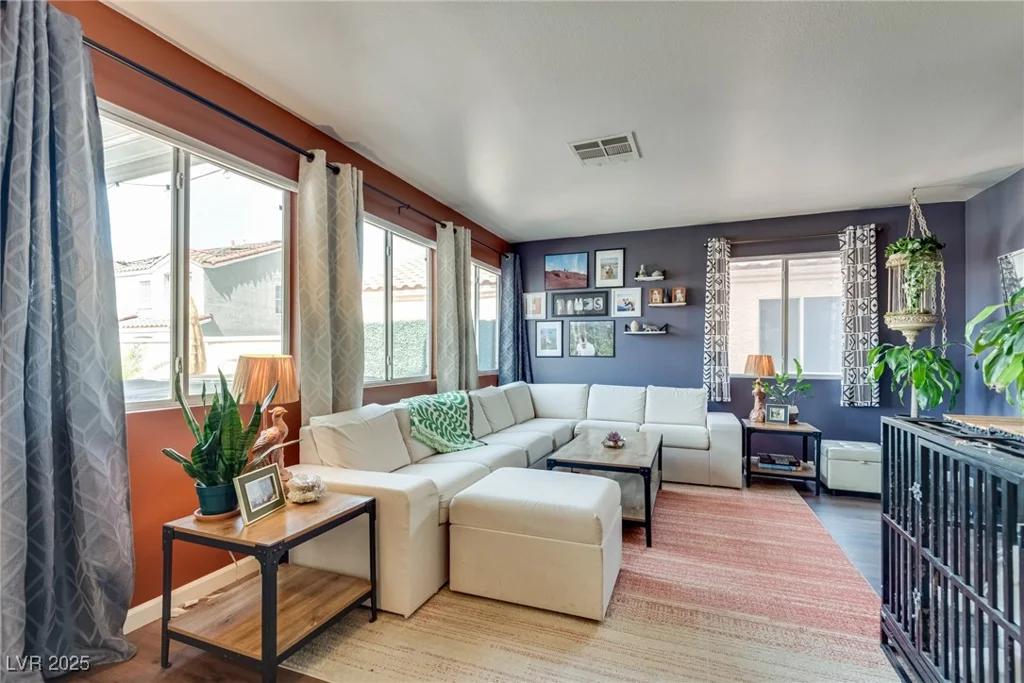 1048 Menands, Las Vegas, NV 89123