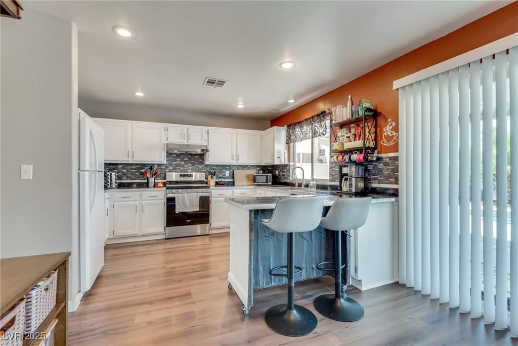 1048 Menands, Las Vegas, NV 89123