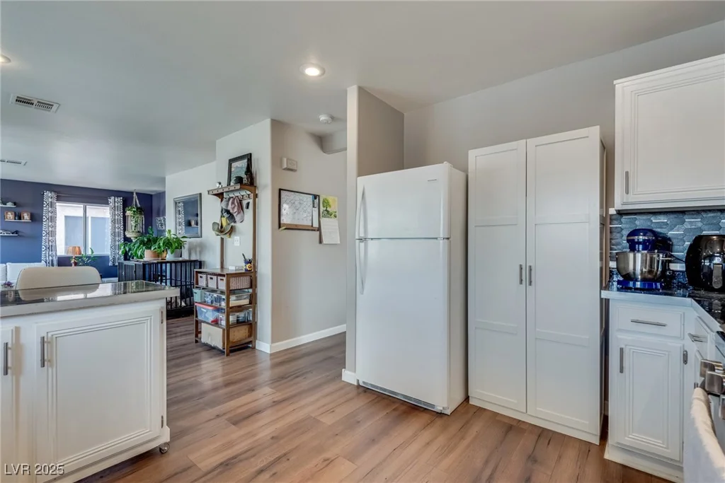 1048 Menands, Las Vegas, NV 89123