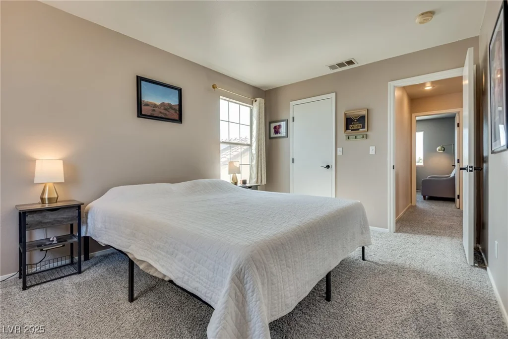 1048 Menands, Las Vegas, NV 89123