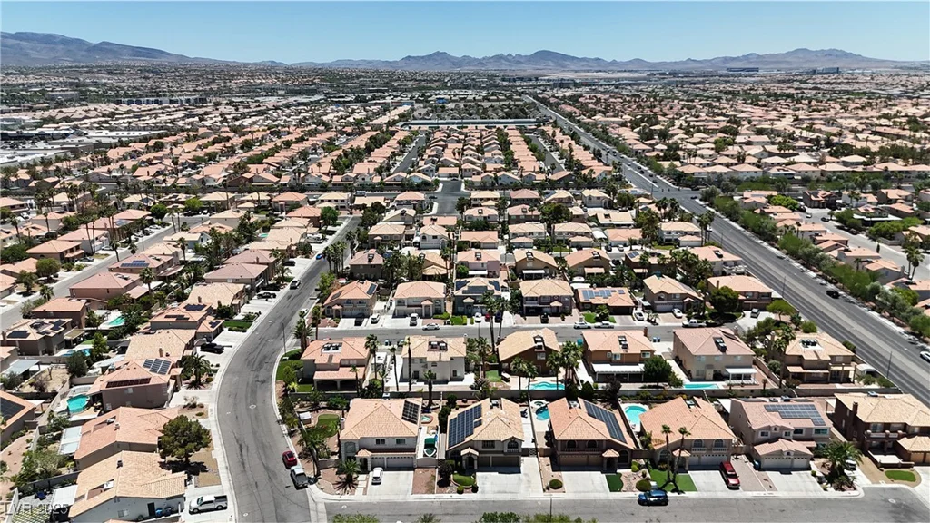 1877 Glory Lily, Las Vegas, NV 89123