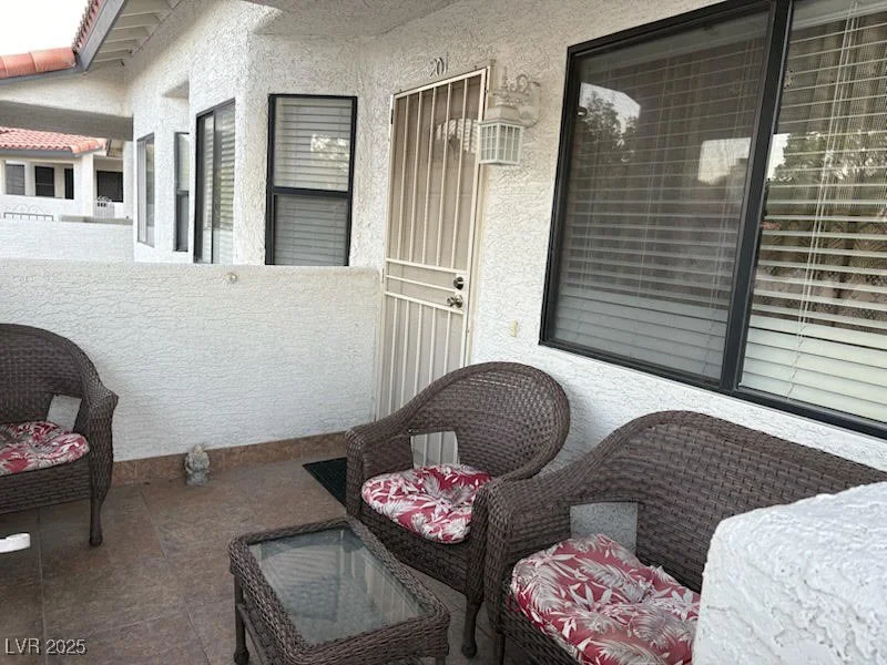 2701 Beaver Creek, Las Vegas, NV 89117