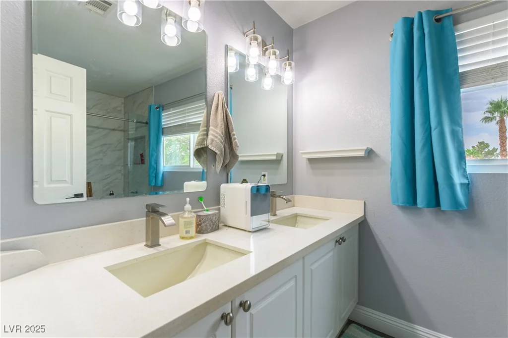8484 Montana Stream, Las Vegas, NV 89113