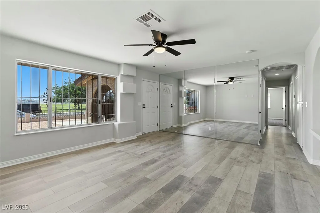 809 Greenbrook, Las Vegas, NV 89110