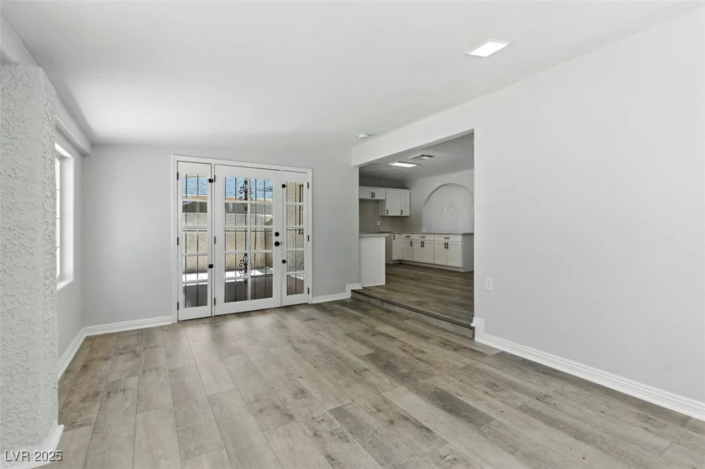 809 Greenbrook, Las Vegas, NV 89110