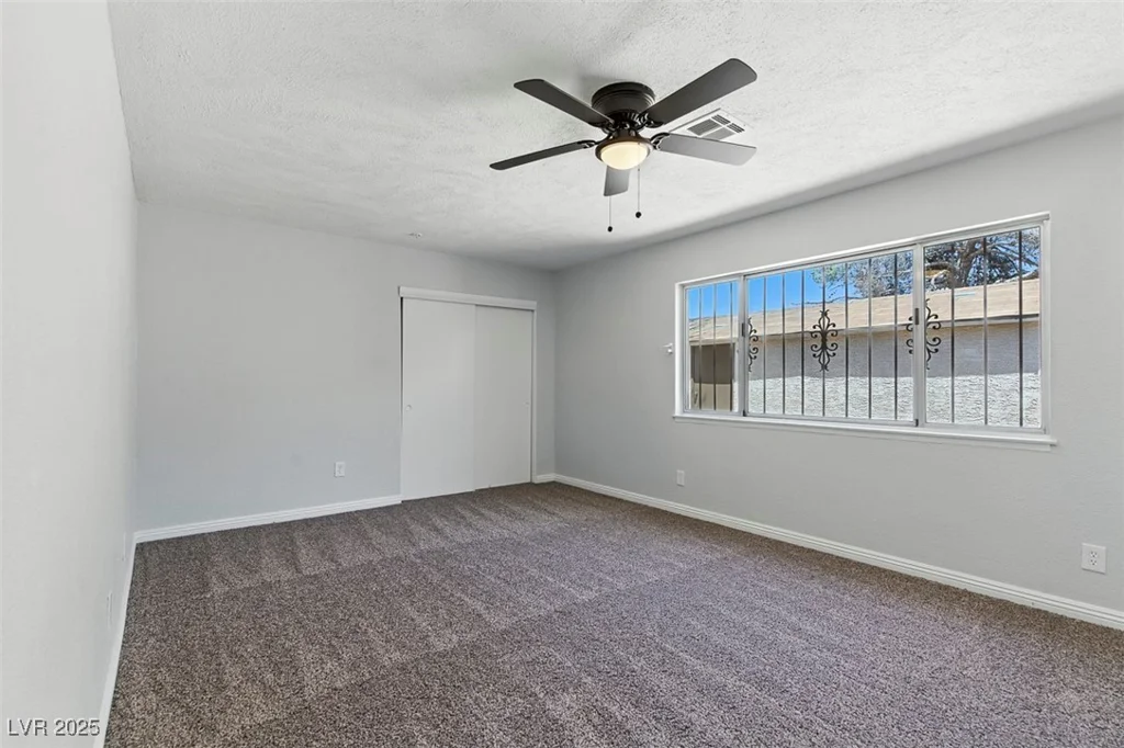 809 Greenbrook, Las Vegas, NV 89110
