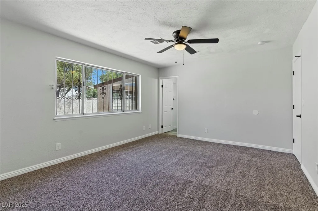 809 Greenbrook, Las Vegas, NV 89110