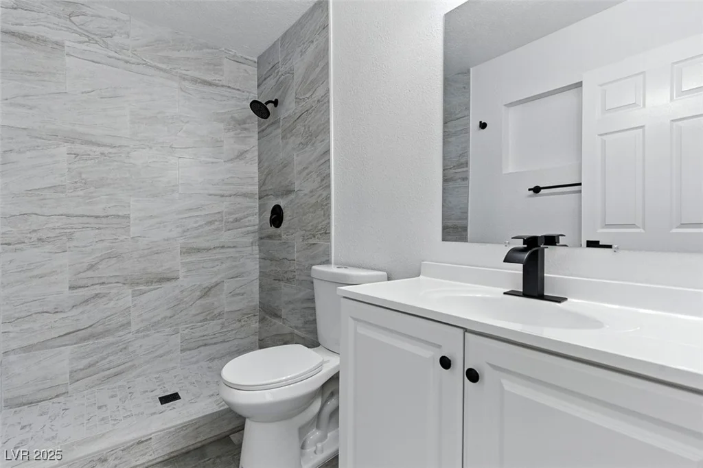 809 Greenbrook, Las Vegas, NV 89110