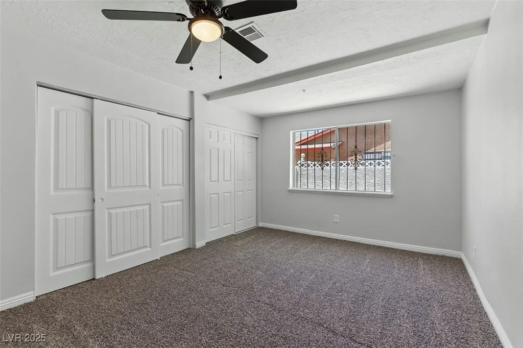 809 Greenbrook, Las Vegas, NV 89110