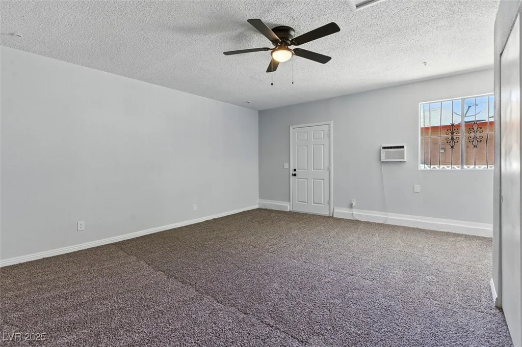 809 Greenbrook, Las Vegas, NV 89110