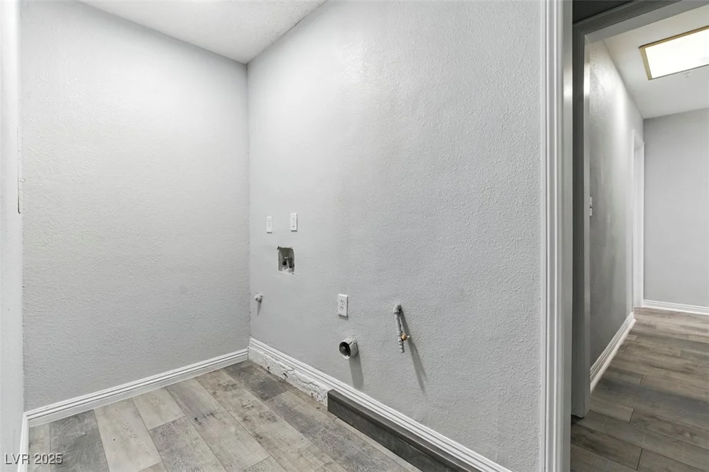 809 Greenbrook, Las Vegas, NV 89110