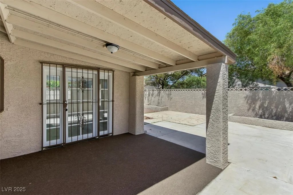 809 Greenbrook, Las Vegas, NV 89110