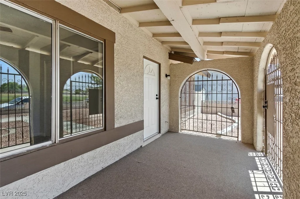 809 Greenbrook, Las Vegas, NV 89110