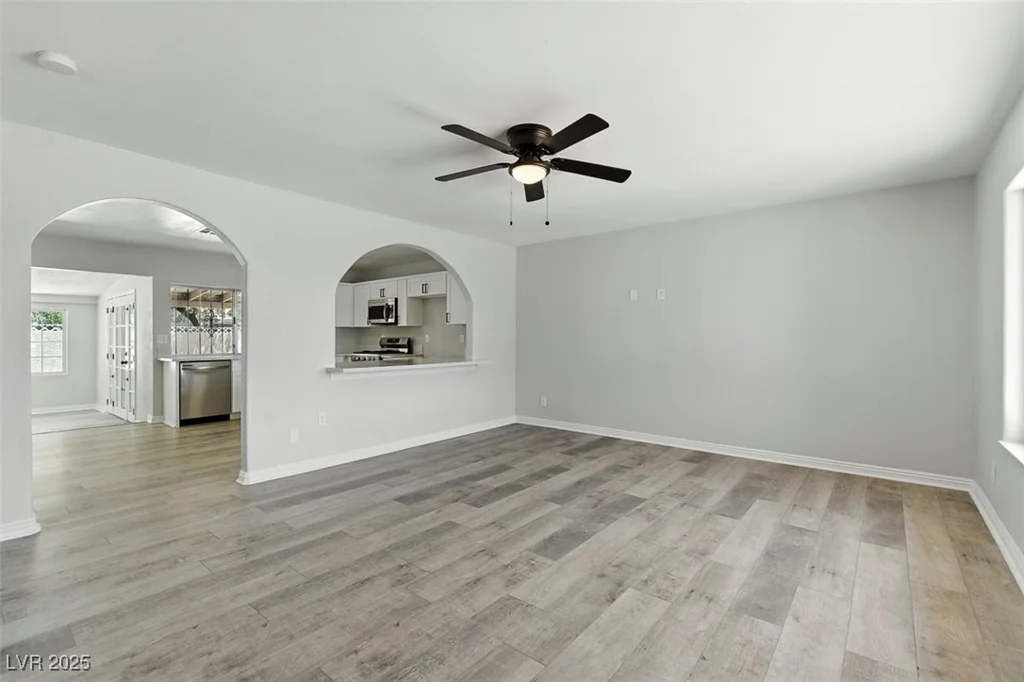 809 Greenbrook, Las Vegas, NV 89110