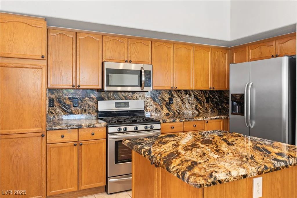 786 Craigmark, Henderson, NV 89002