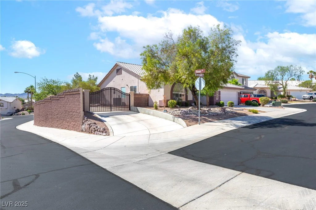 786 Craigmark, Henderson, NV 89002