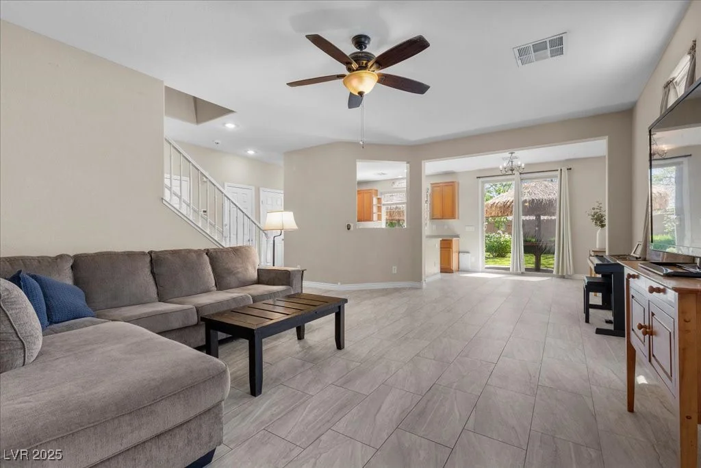 7818 Brodie Castle, Las Vegas, NV 89166