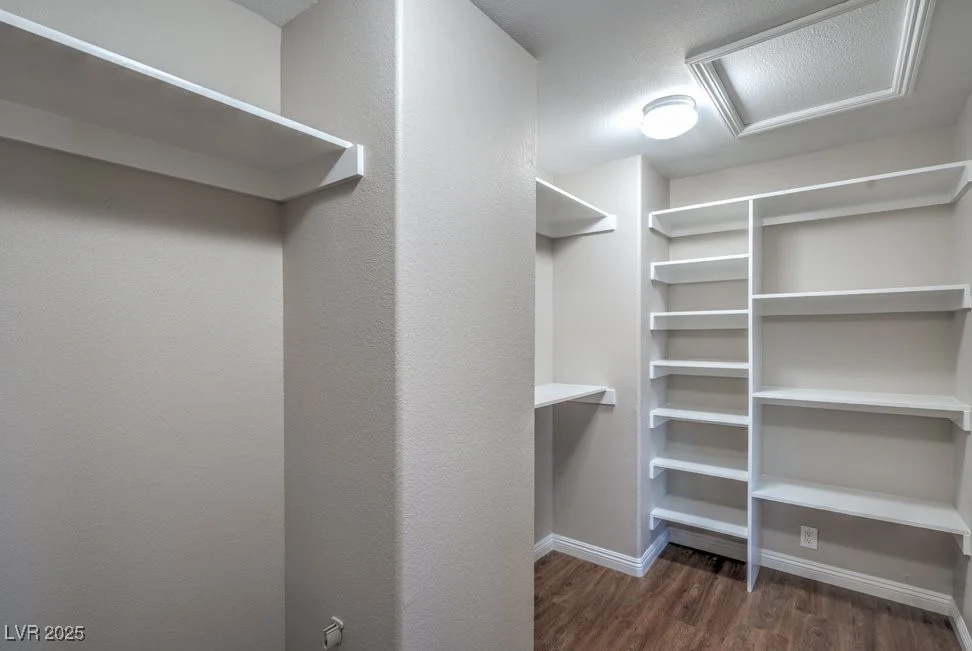 7619 Comanche Canyon, Las Vegas, NV 89113