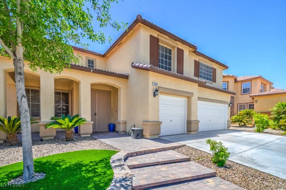 7619 Comanche Canyon, Las Vegas, NV 89113
