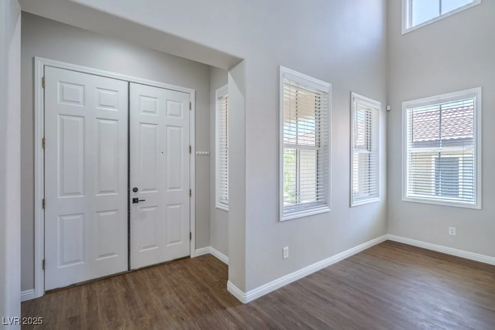 7619 Comanche Canyon, Las Vegas, NV 89113
