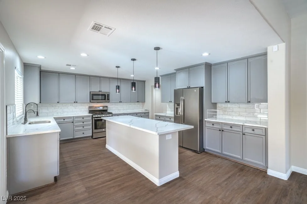 7619 Comanche Canyon, Las Vegas, NV 89113